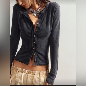 Adorable button down shirt